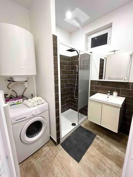 Le Luxembourg Apartment Villeurbanne